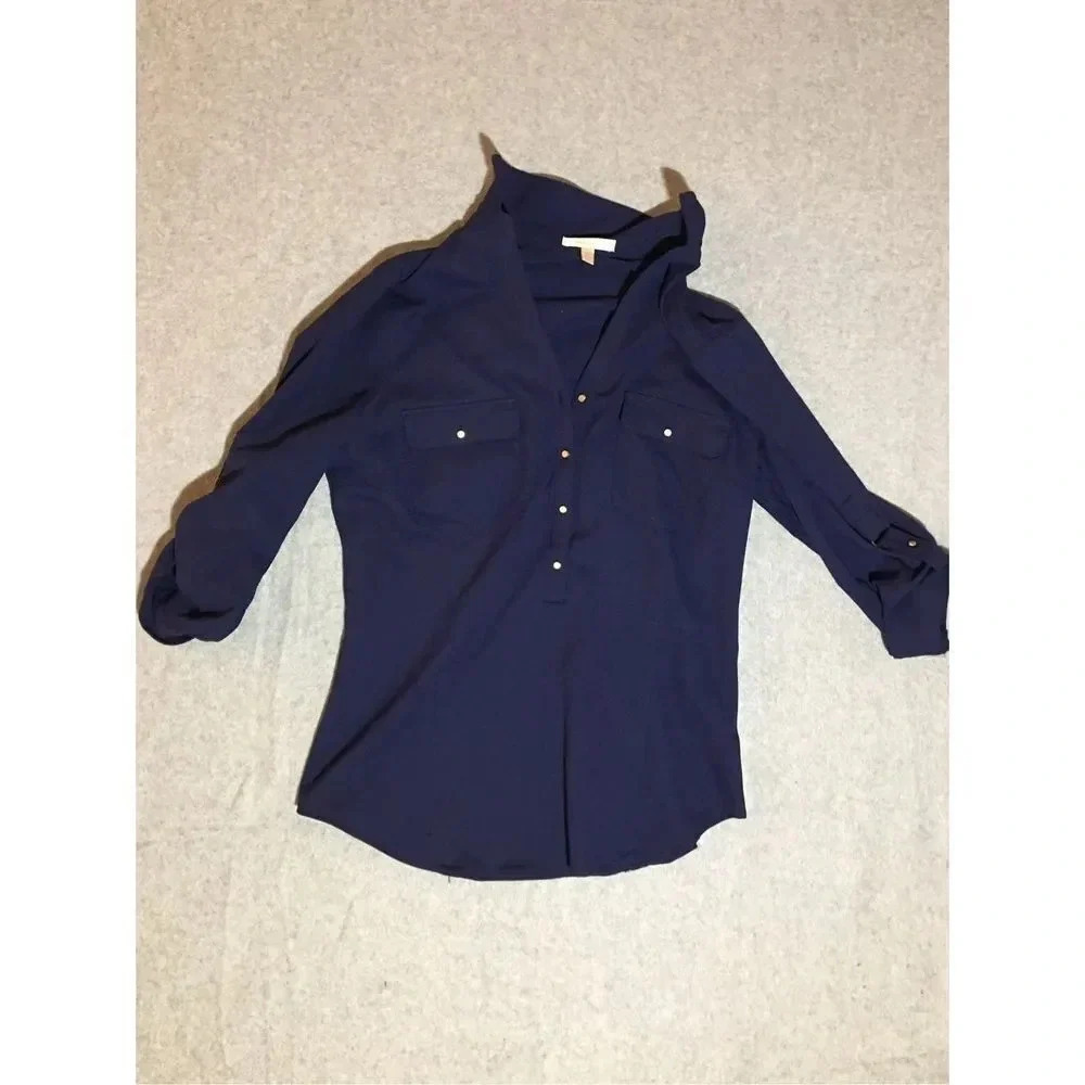 Womens Skies are Blue Blouse Size Small Blue Button Up Half Sleeve Formal